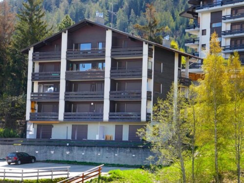 Photo of Outdoor in Saint-Pierre-de-Clages