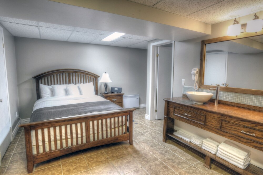 Photo of Bedroom in Val-d'Or
