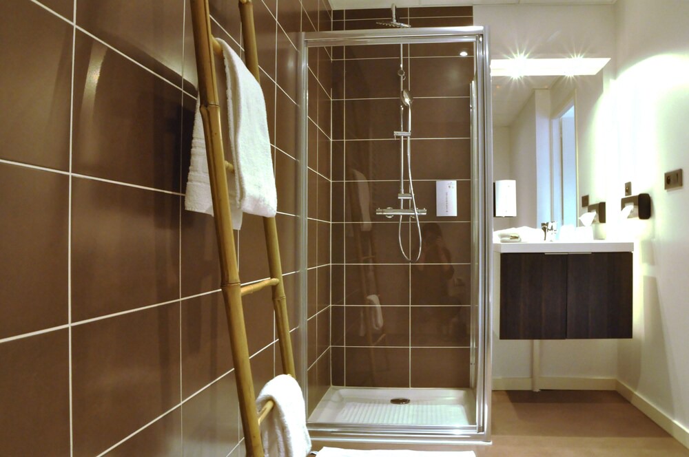 Photo of Bathroom in Carquefou
