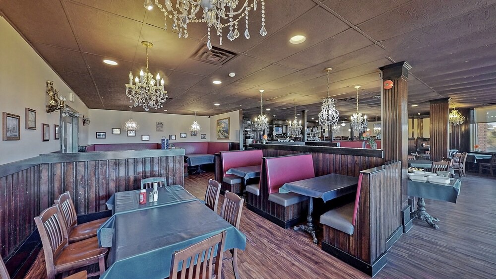 Photo of Others in Arnprior