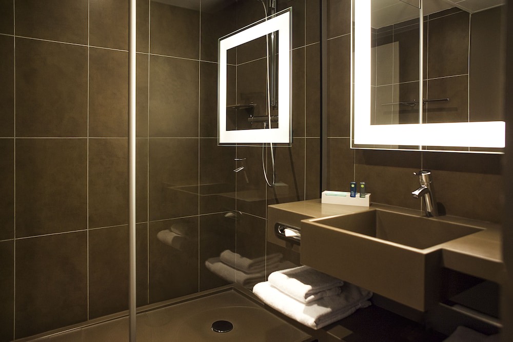 Photo of Bathroom in Porte d'Asnieres