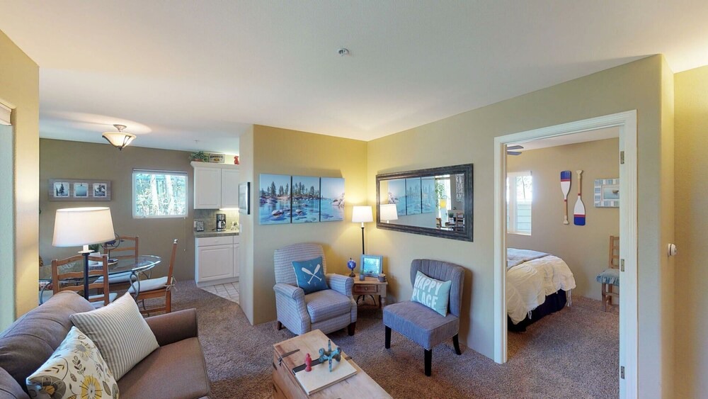 Photo of Livingroom in Kings Beach