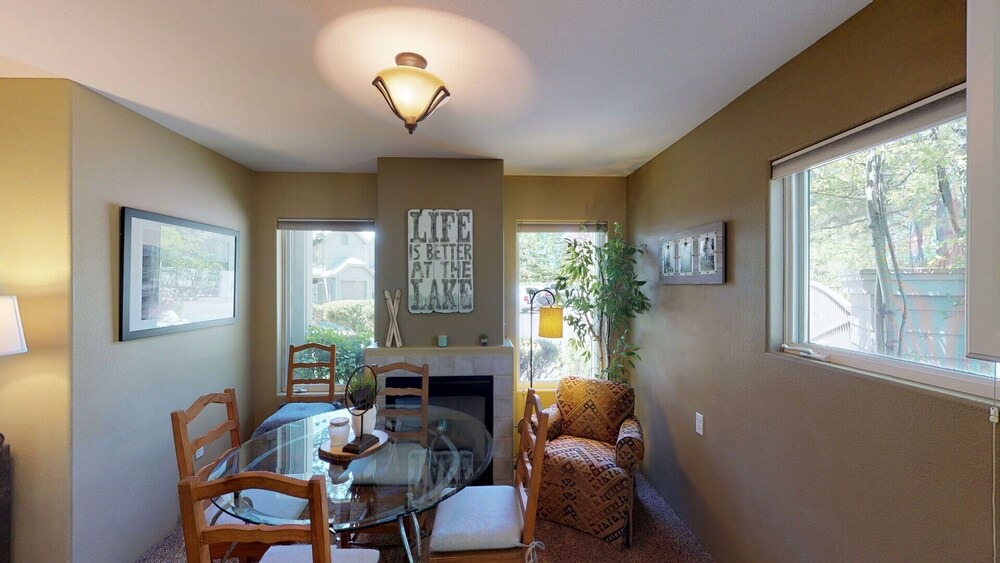 Photo of Livingroom in Kings Beach