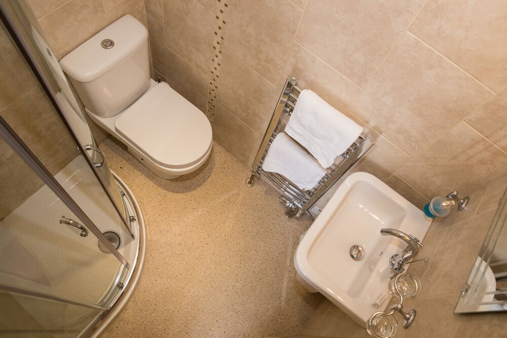 Photo of Bathroom in Aislaby