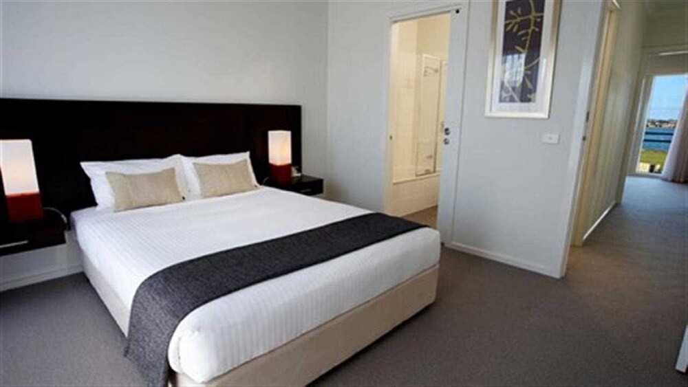 Photo of Bedroom in Sanctuary Lakes