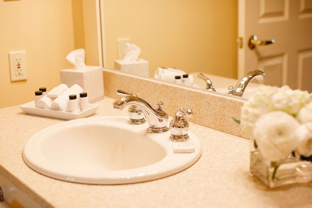 Photo of Bathroom in Niagara-on-the-Lake
