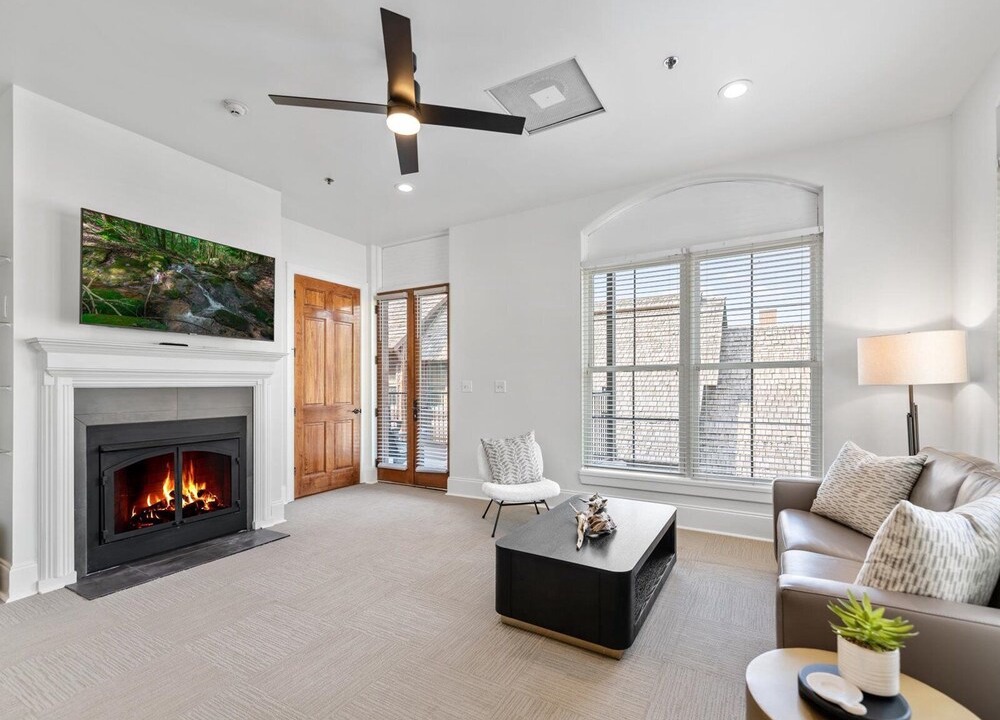 Photo of Livingroom in Blue Ridge