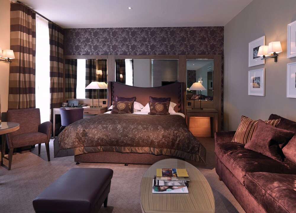 Photo of Bedroom in Windsor City Centre