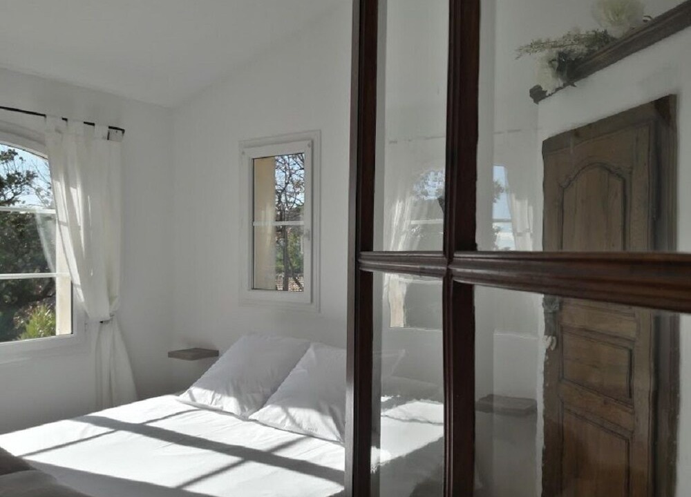 Photo of Bedroom in Villeneuve