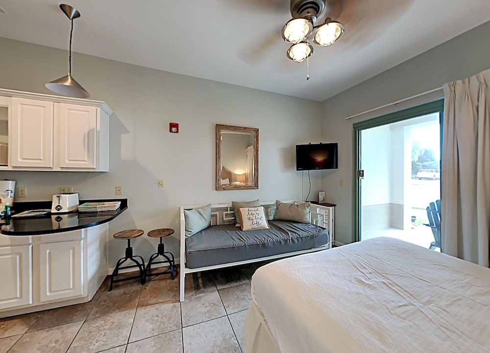 Photo of Bedroom in Rosemary Beach