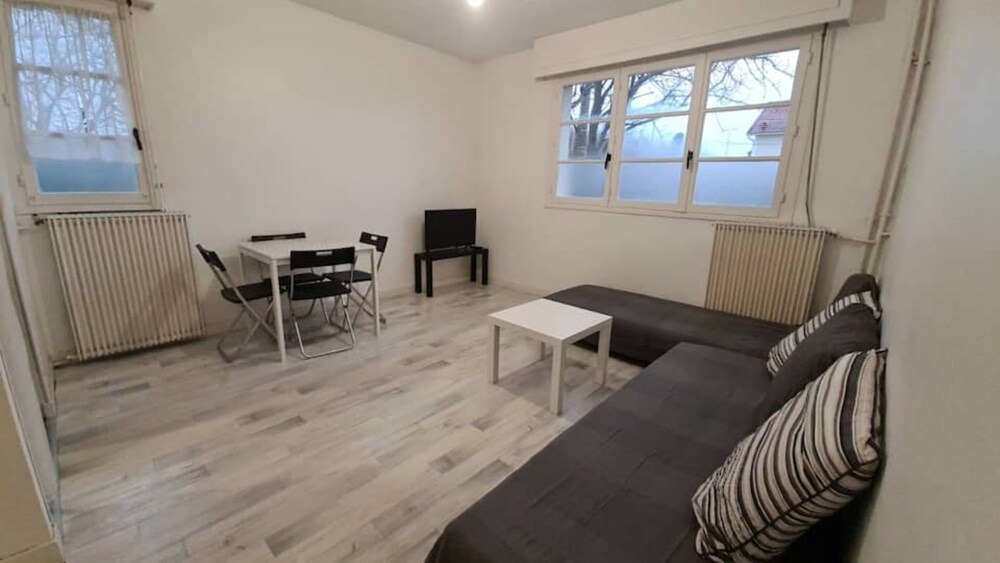 Photo of Livingroom in Trappes