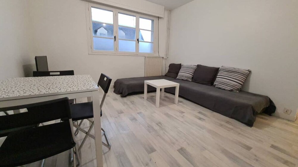Photo of Livingroom in Trappes