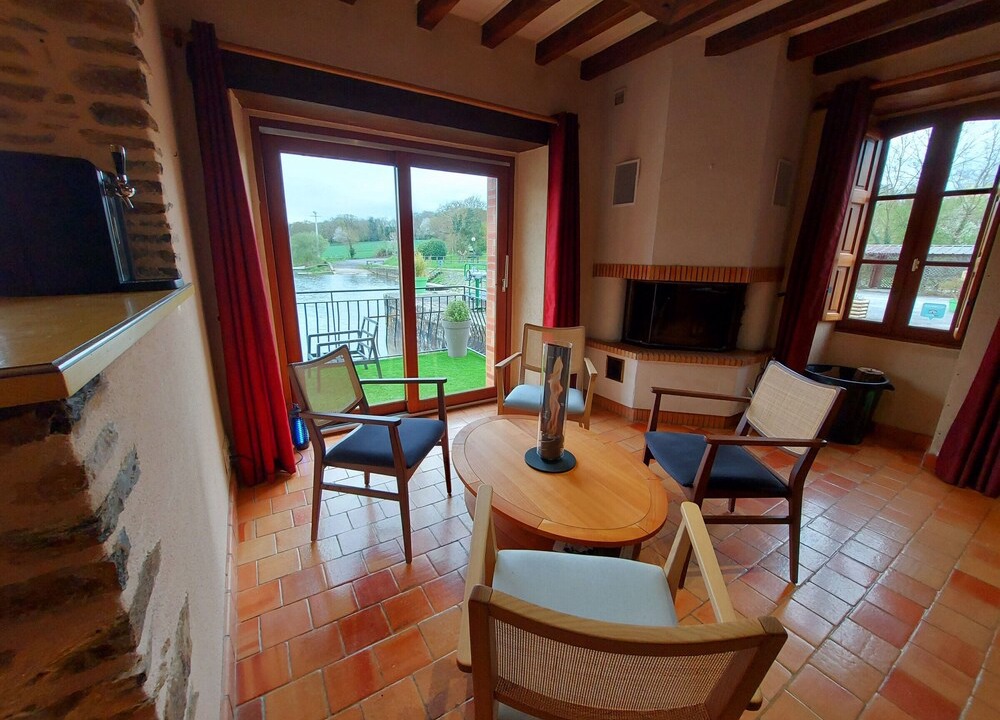 Photo of Livingroom in Saint-Sulpice