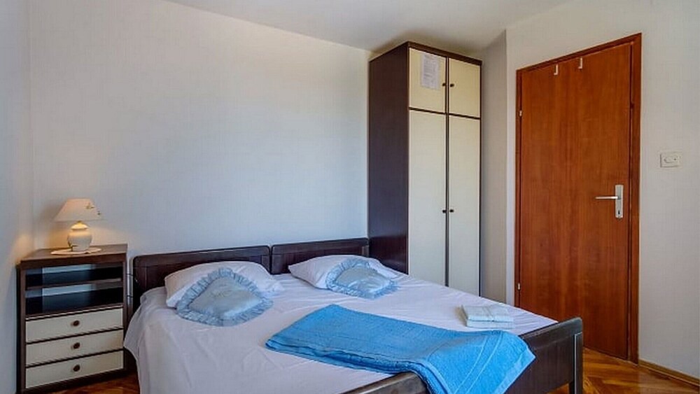 Photo of Bedroom in Cres