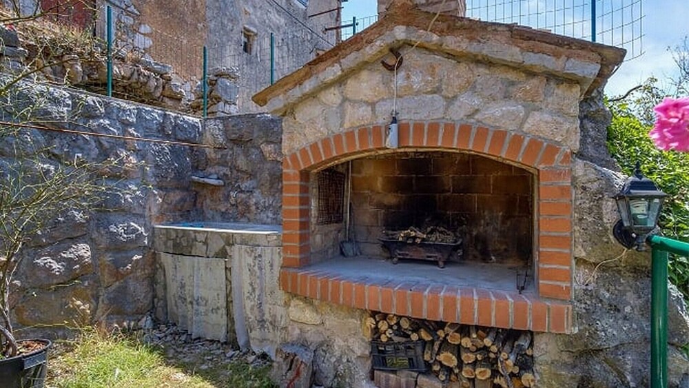 Photo of Outdoor in Cres