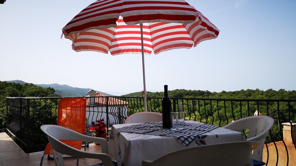 Photo of Patio Balcony in Cres