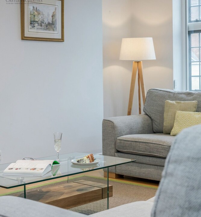Photo of Livingroom in Eton