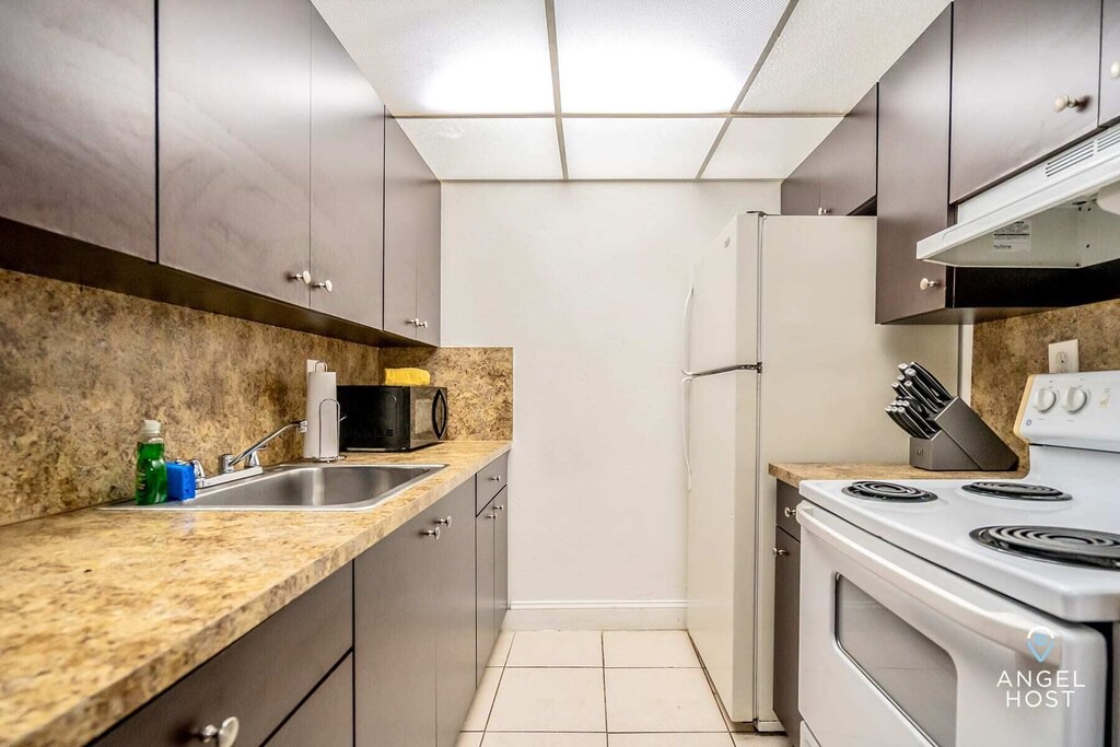 Photo of Kitchen in Oakland Park