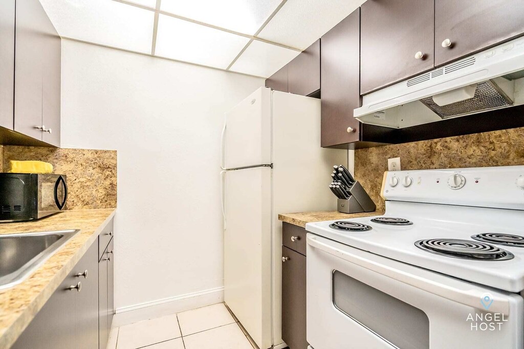 Photo of Kitchen in Oakland Park