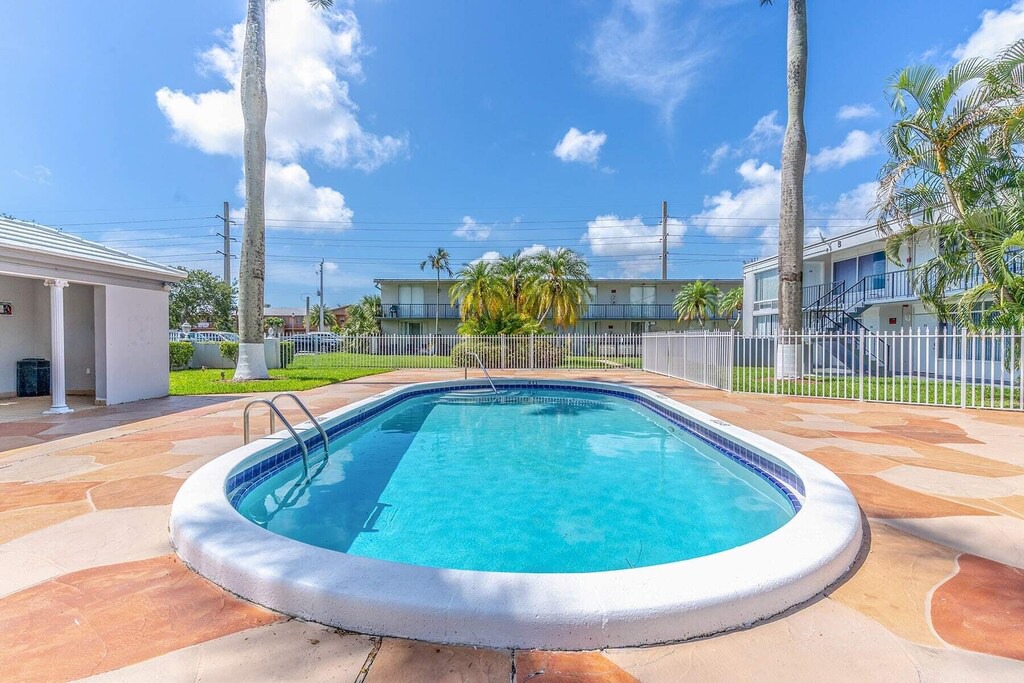 Photo of Outdoor in Oakland Park