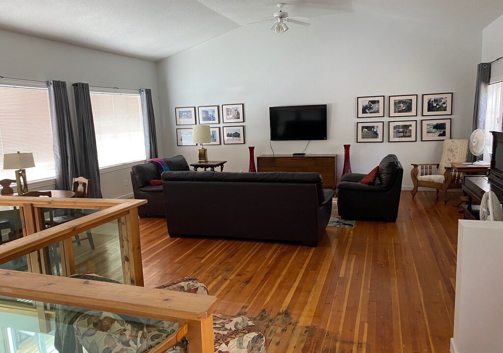 Photo of Livingroom in Fort Qu'Appelle