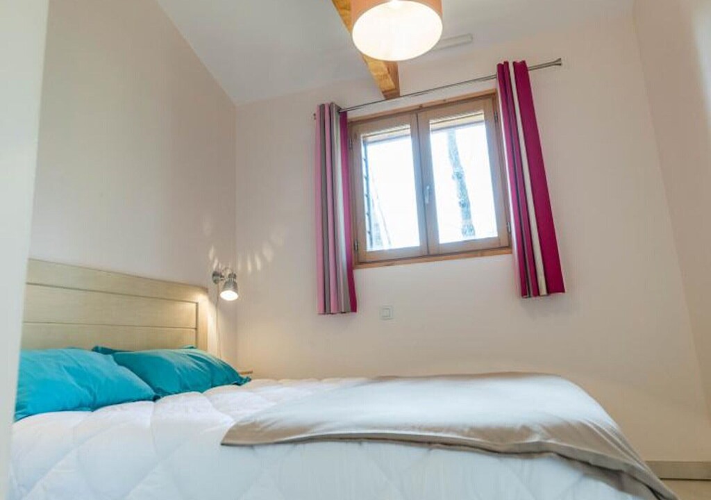 Photo of Bedroom in Lit-et-Mixe