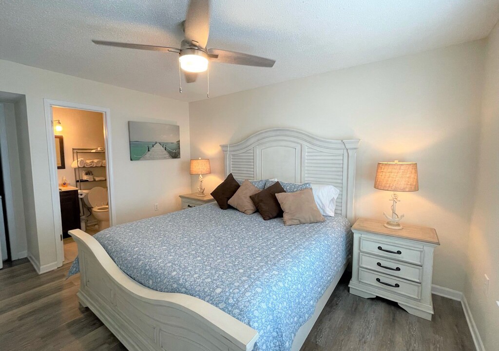 Photo of Bedroom in Orange Beach East