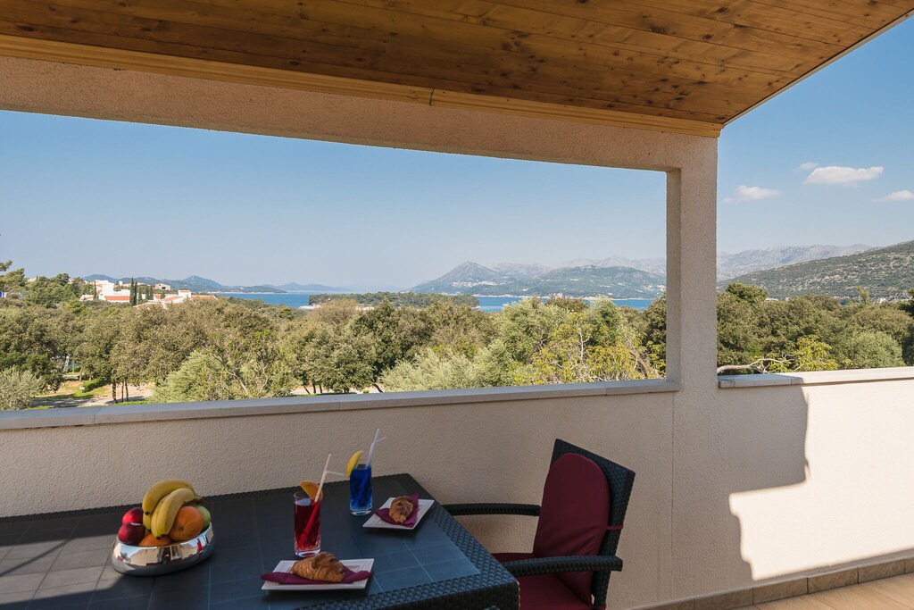 Photo of Patio Balcony in Babin Kuk