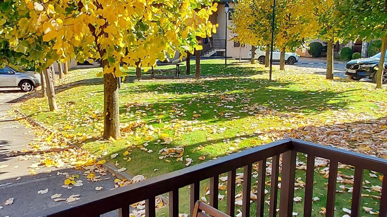 Photo of Outdoor in Err