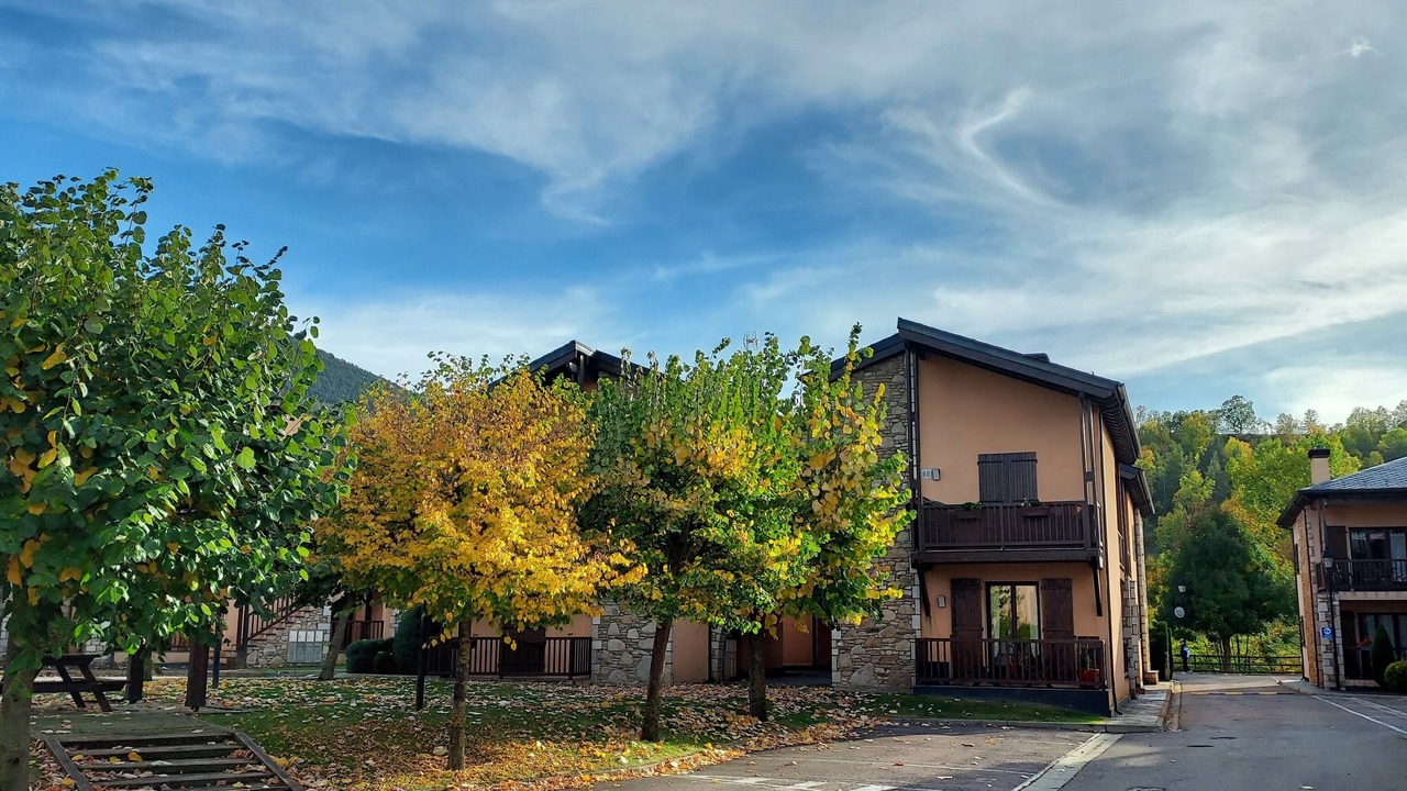 Photo of Outdoor in Err