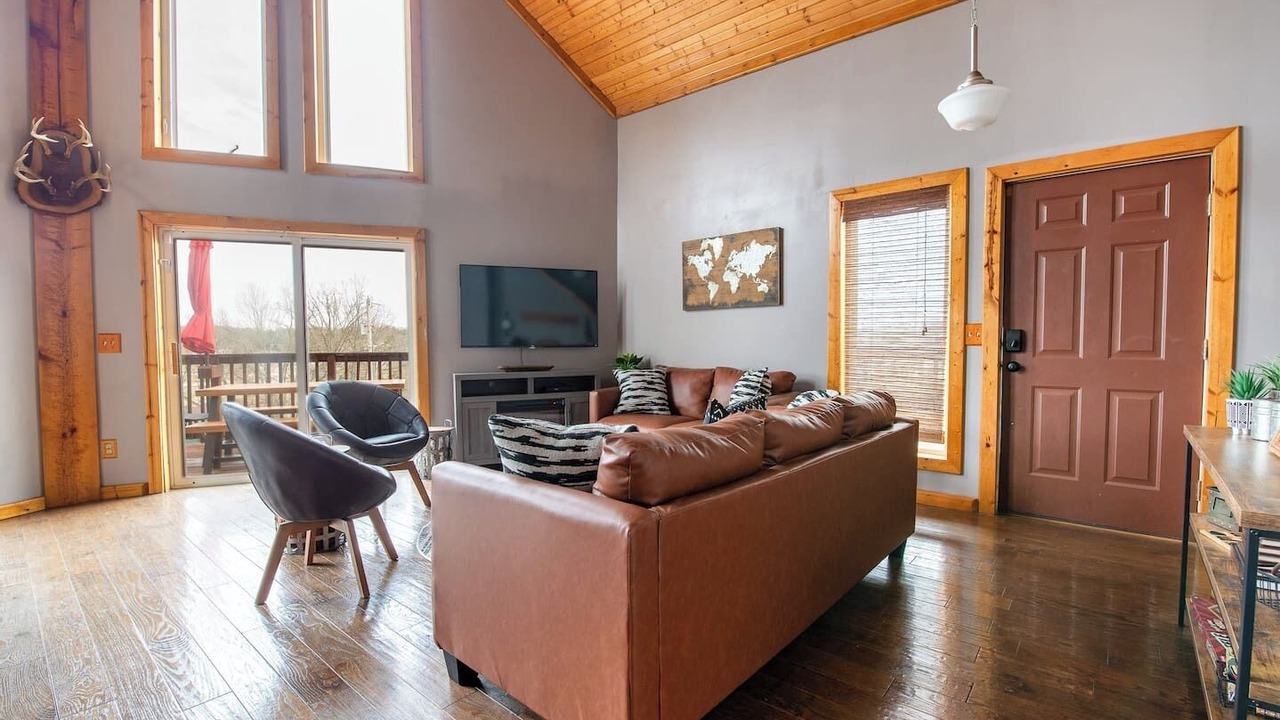 Photo of Livingroom in Ozark