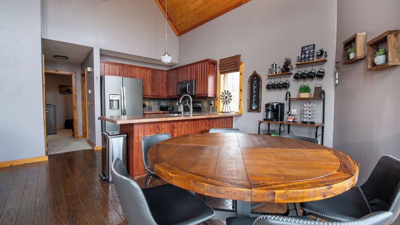 Photo of Others in Ozark