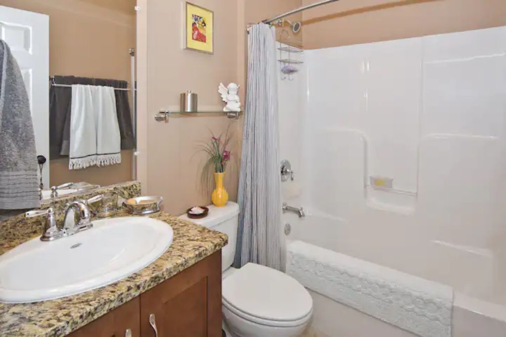 Photo of Bathroom in Skyland