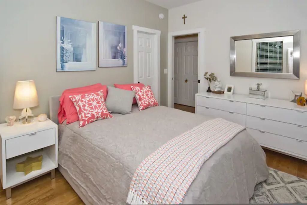 Photo of Bedroom in Skyland