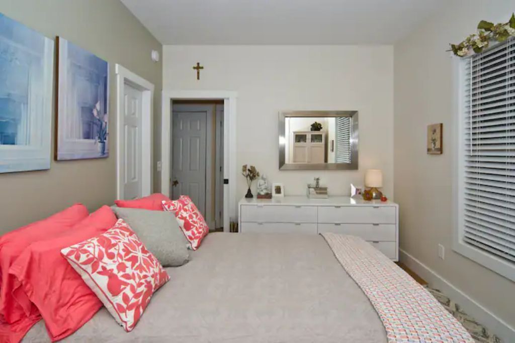 Photo of Bedroom in Skyland