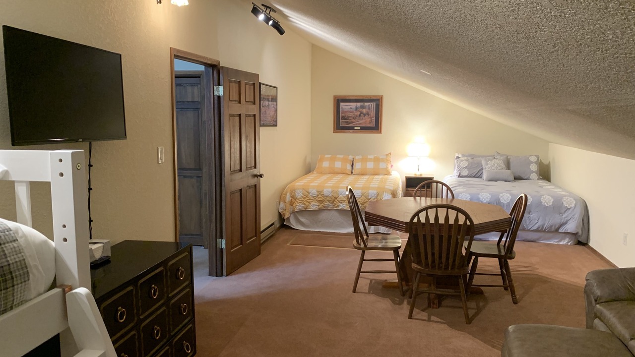 Photo of Bedroom in Cloudcroft