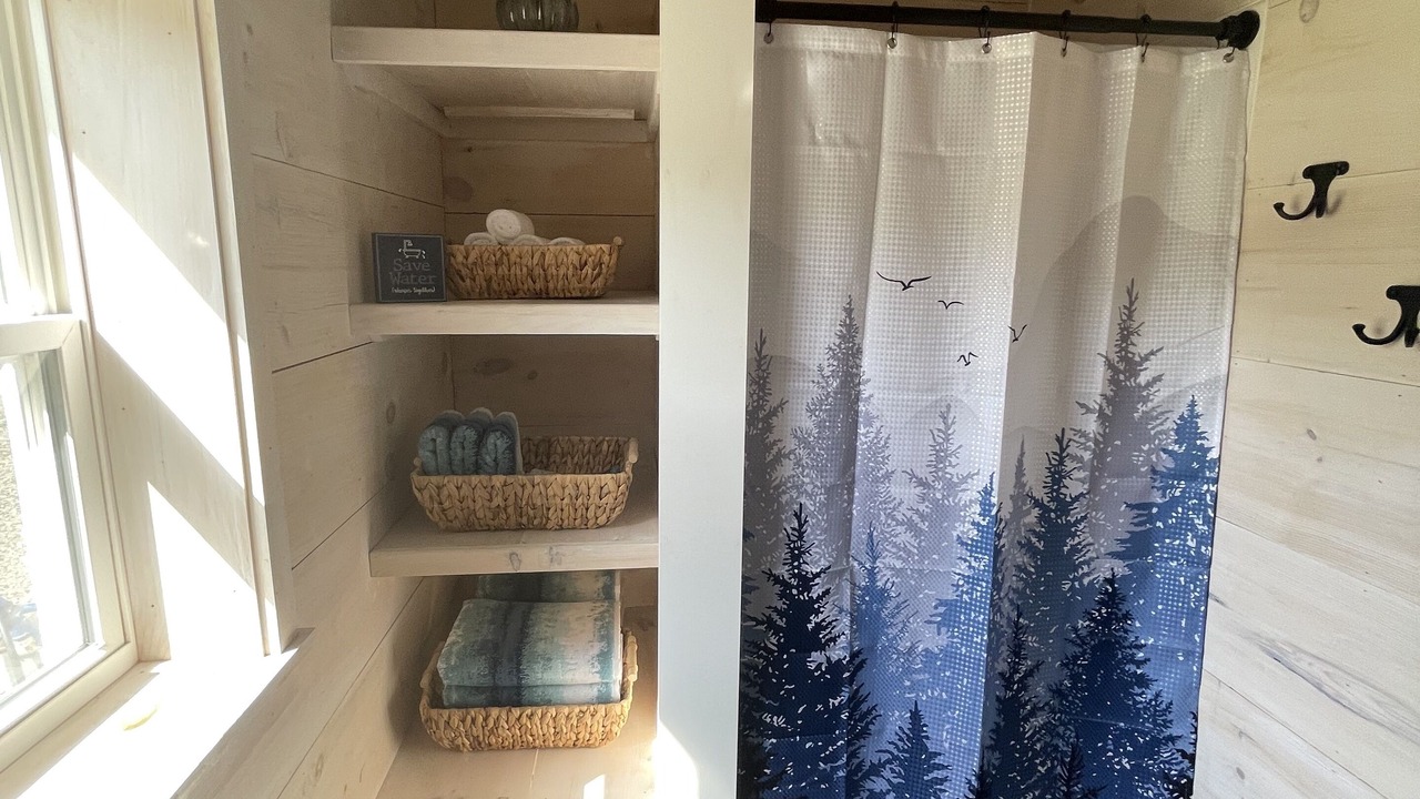 Photo of Bedroom in Painted Post