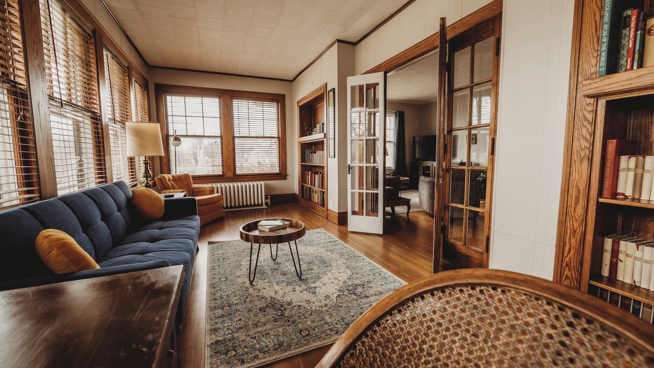 Photo of Livingroom in Burlington