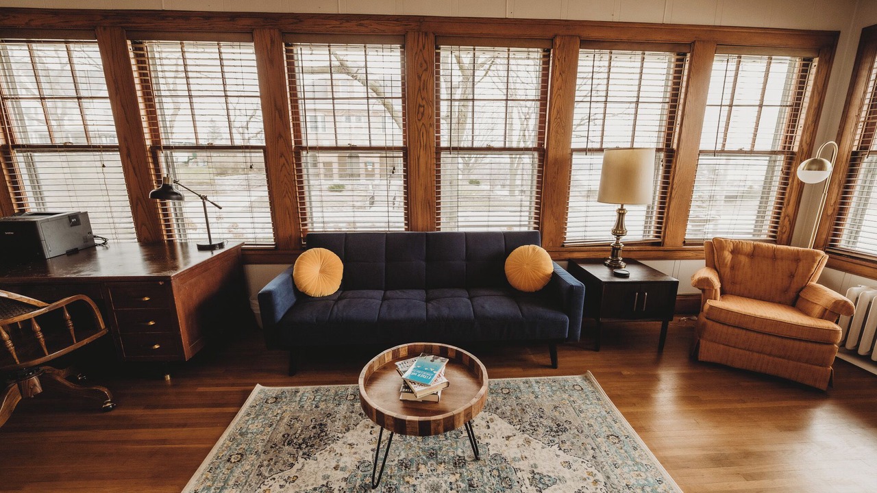 Photo of Livingroom in Burlington