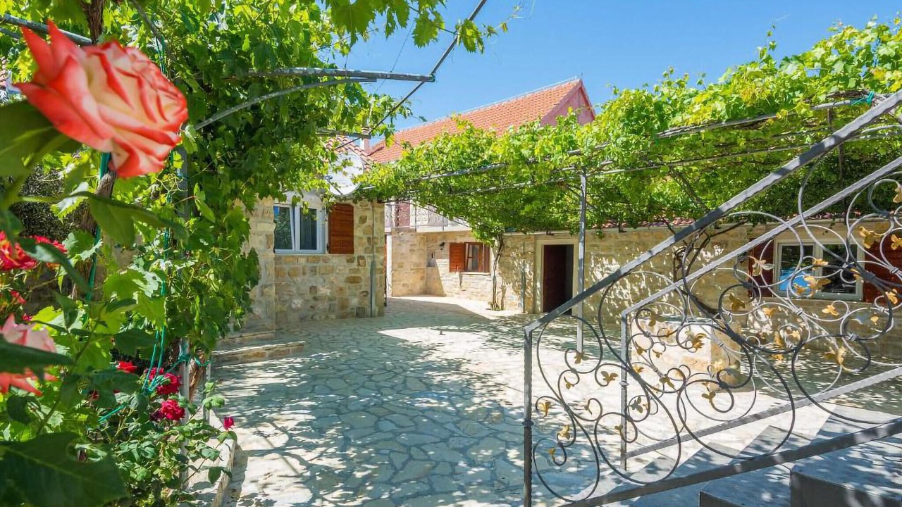 Photo of Others in Benkovac