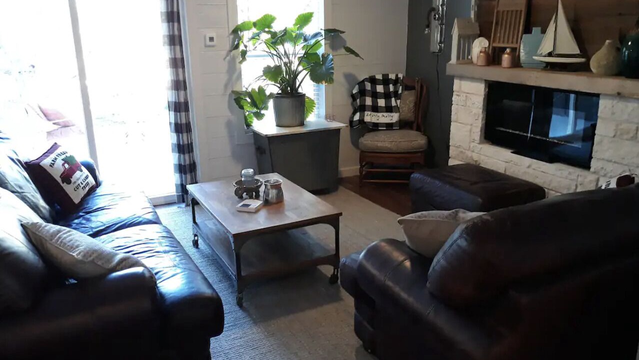 Photo of Livingroom in Austin