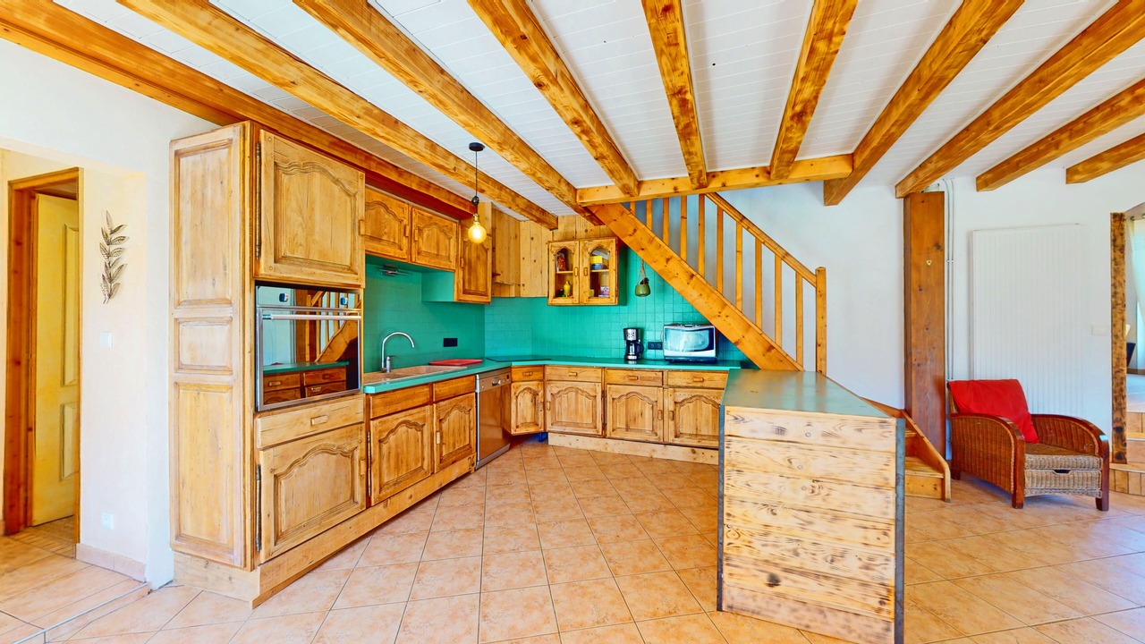 Photo of Others in Voiteur