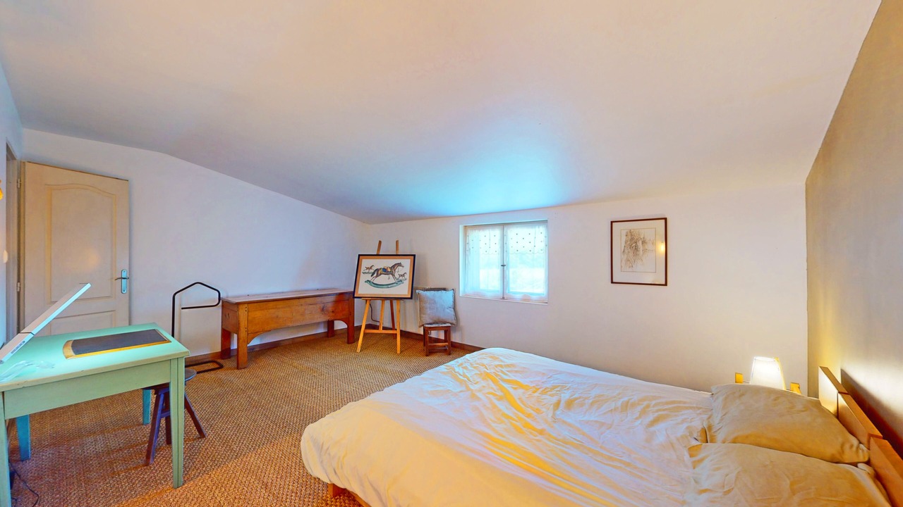 Photo of Bedroom in Voiteur