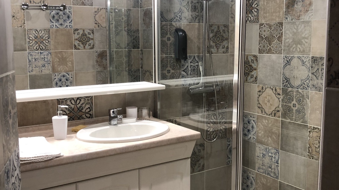 Photo of Bathroom in Auvillar