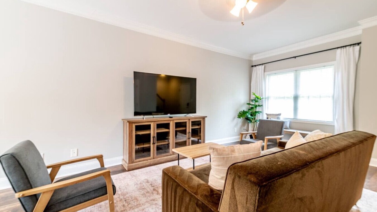 Photo of Livingroom in Lynchburg
