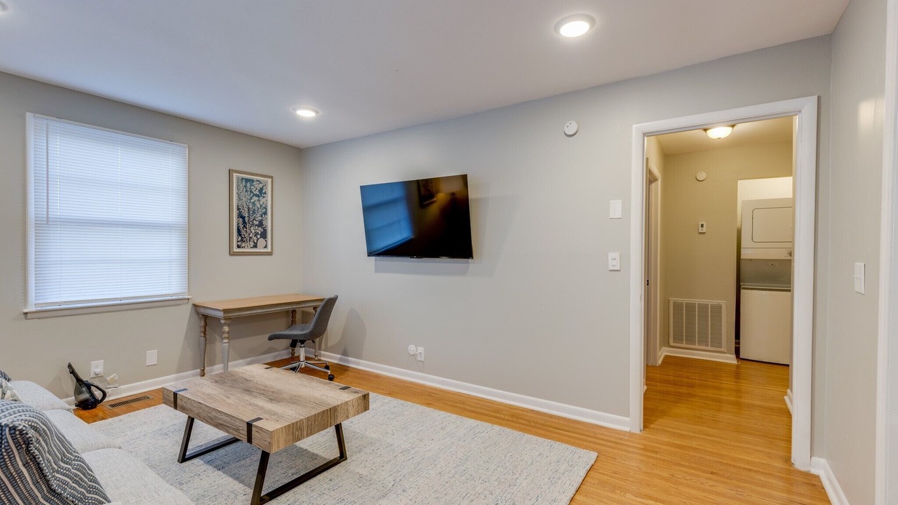 Photo of Bedroom in 12 South