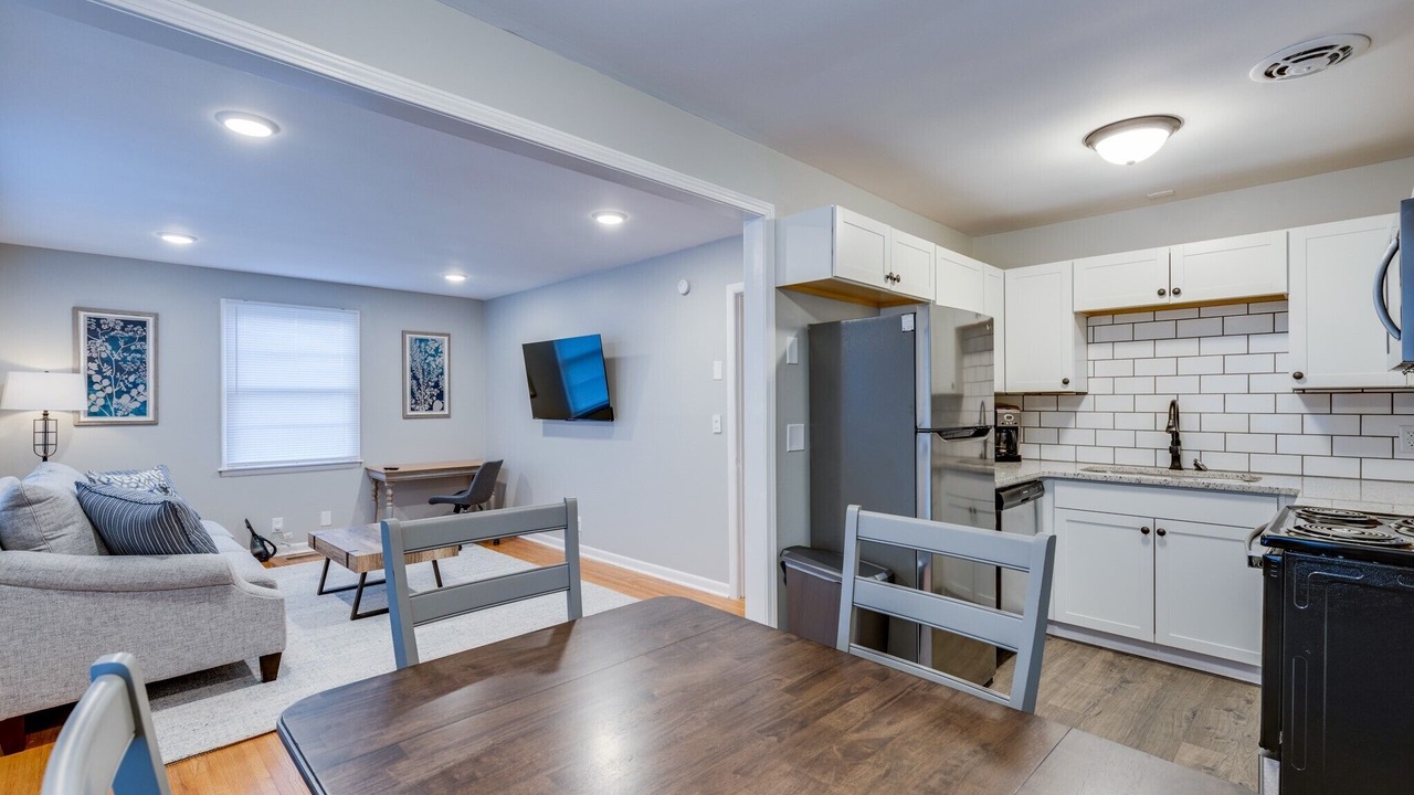 Photo of Bedroom in 12 South