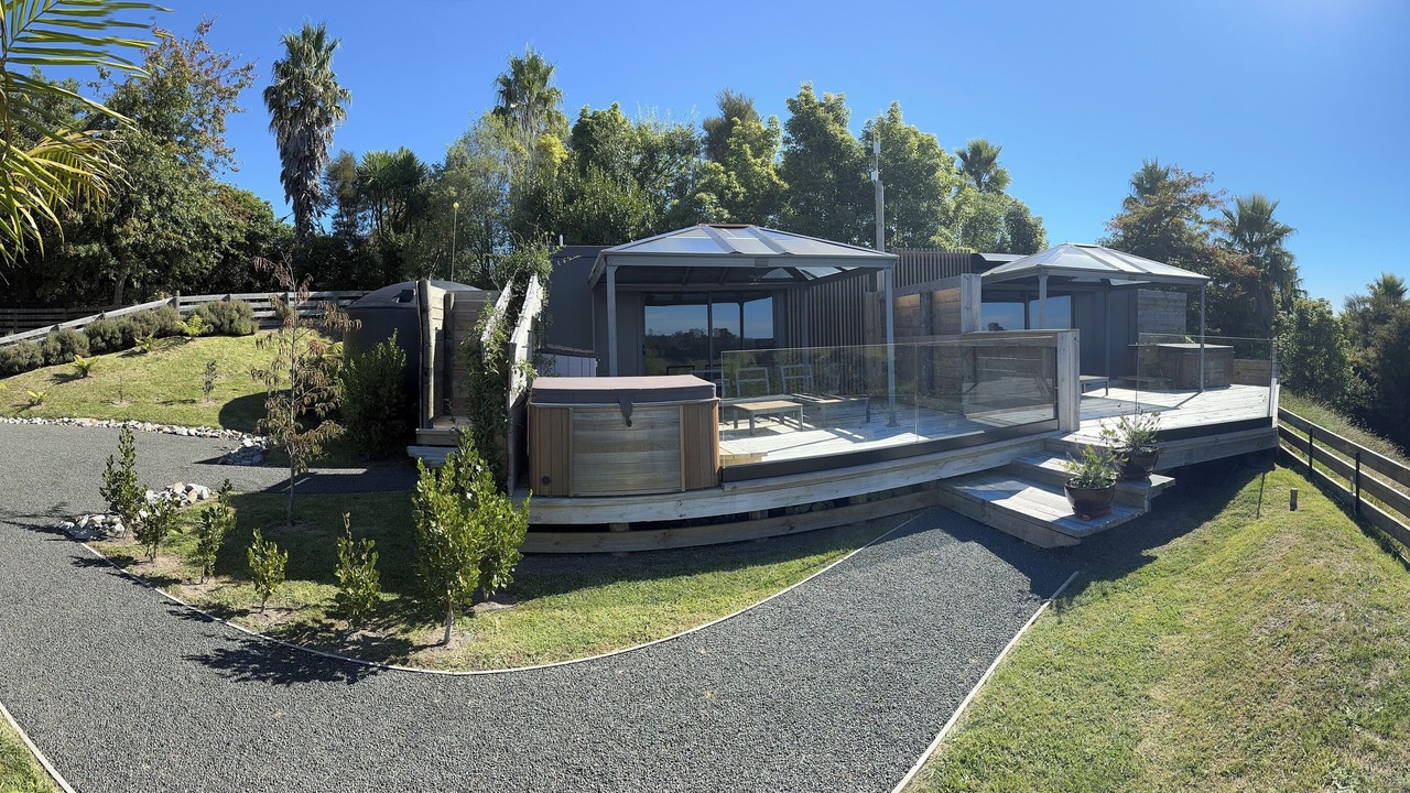 Photo of Patio Balcony in Nukuhou
