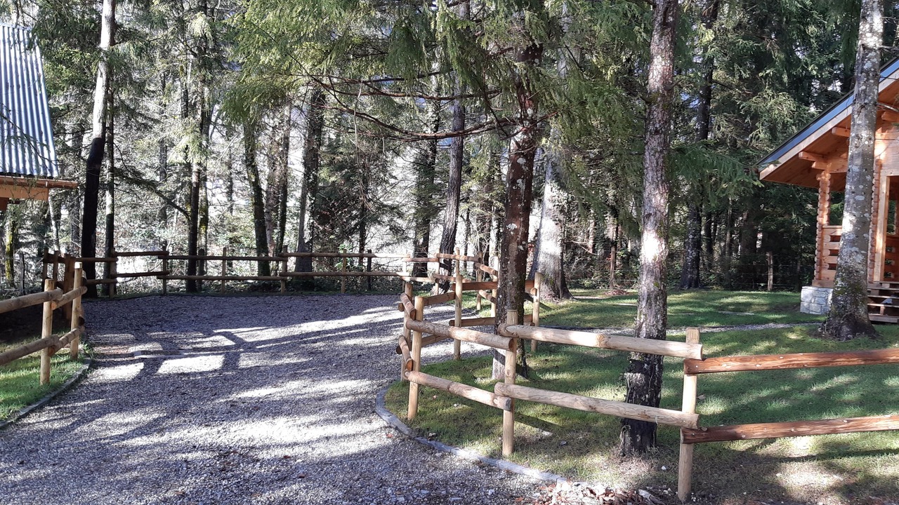 Photo of Outdoor in Bluffy