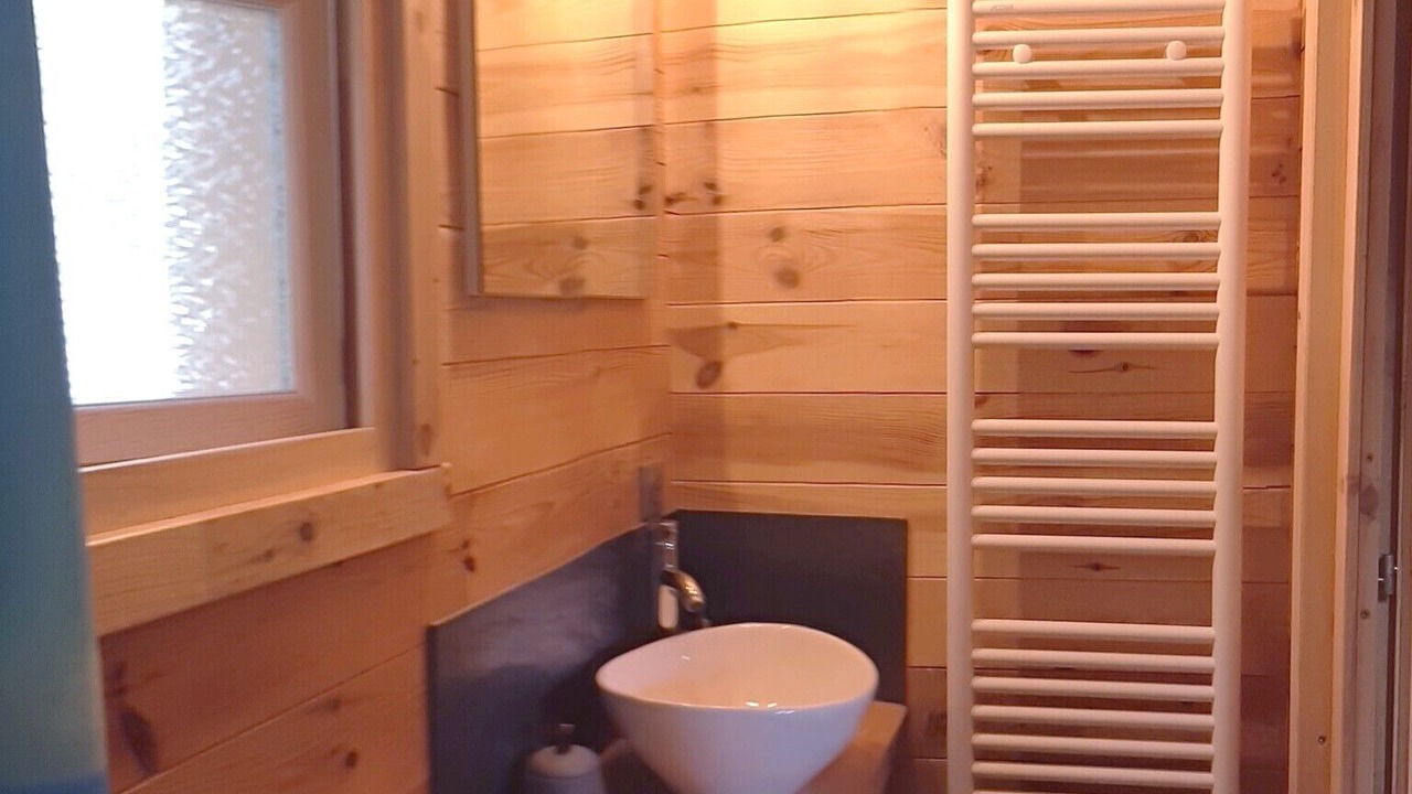Photo of Bathroom in Bluffy